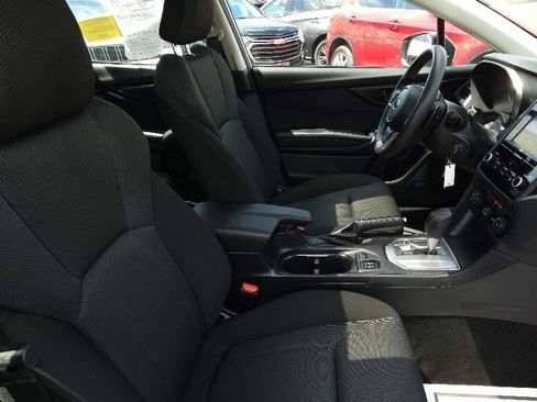 Used 2018 Subaru Impreza 2.0i Premium AWD/4WD image 32