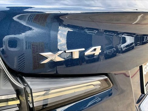 Used 2019 Cadillac XT4 Sport w/ Cold Weather Package AWD/4WD image 29