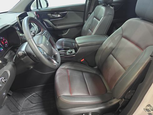 Used 2025 Chevrolet Blazer RS w/ Driver Confidence II Package FWD image 12