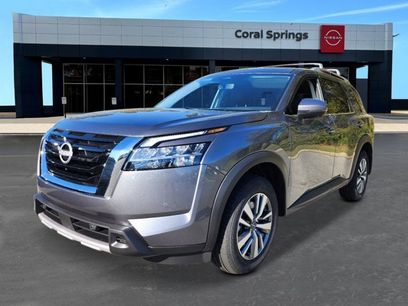 New 2025 Nissan Pathfinder SL