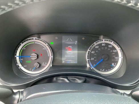 Used 2022 Toyota Highlander LE image 23