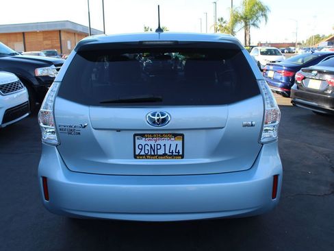 Used 2012 Toyota Prius V Three image 6