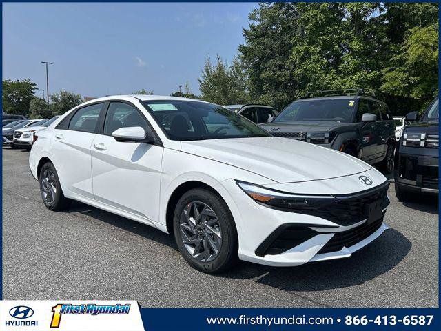 New 2026 Hyundai Elantra Hybrid FWD image 1