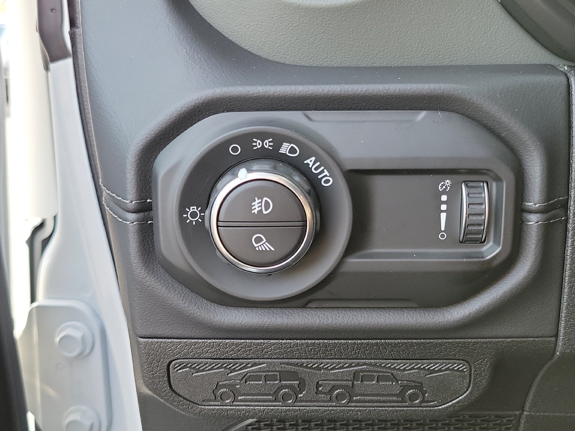 New 2026 Jeep Gladiator Mojave AWD/4WD image 13