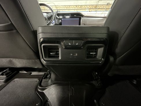 Used 2024 GMC Sierra 2500 AT4 w/ AT4 Premium Plus Package image 23