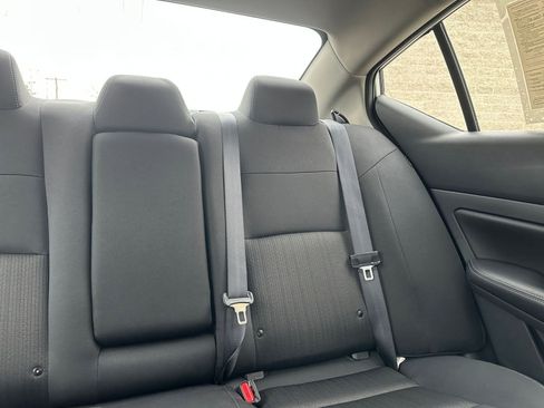 Used 2025 Nissan Altima 2.5 SV image 42