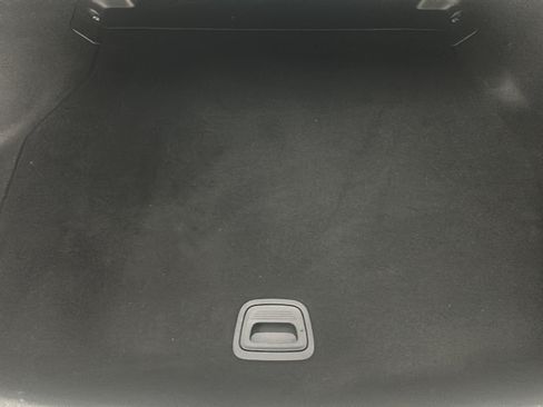 Used 2025 Mercedes-Benz C 300 Sedan image 38