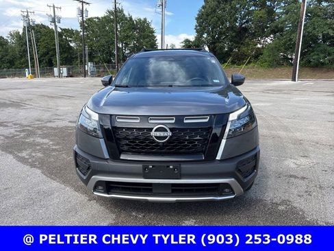 Used 2025 Nissan Pathfinder Rock Creek AWD/4WD image 2