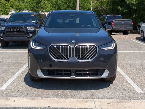 Used 2025 BMW X3 xDrive30i w/ Convenience Package image 9