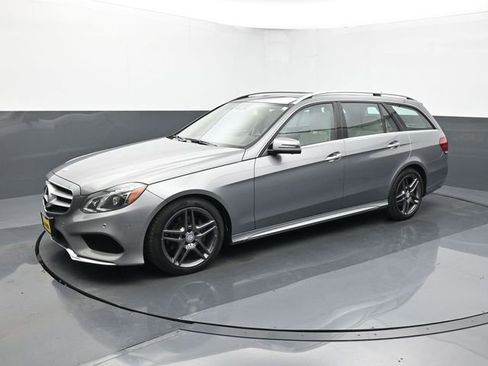 Used 2015 Mercedes-Benz E 350 4MATIC Wagon image 9