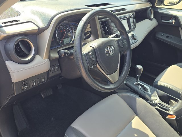 Used 2015 Toyota RAV4 Limited w/ Technology Package AWD/4WD image 8