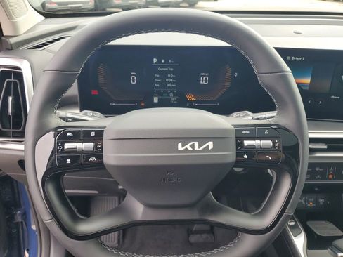 New 2026 Kia Sorento S w/ S Panoramic Sunroof Package image 11