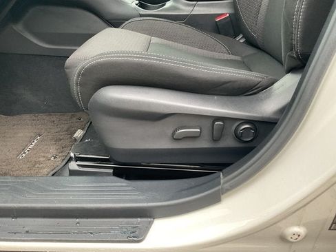 Used 2020 Subaru Outback Premium AWD/4WD image 13