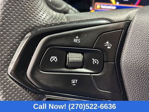 Used 2025 Chevrolet Trax LT image 19