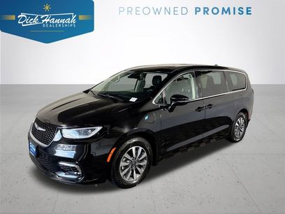 Used 2024 Chrysler Pacifica Limited