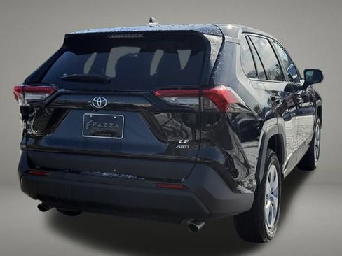 Used 2025 Toyota RAV4 LE image 5
