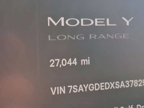 Used 2025 Tesla Model Y Long Range RWD image 19