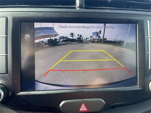 Used 2023 Kia Soul LX w/ LX Technology Package image 14