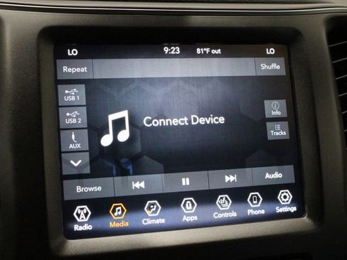 Used 2022 Jeep Cherokee Trailhawk image 32