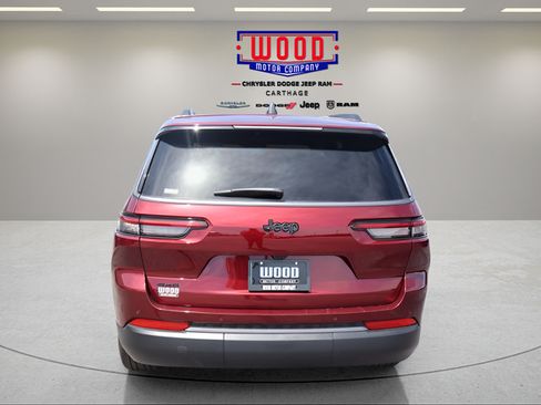 New 2026 Jeep Grand Cherokee L Limited w/ Limited Altitude Package AWD/4WD image 4