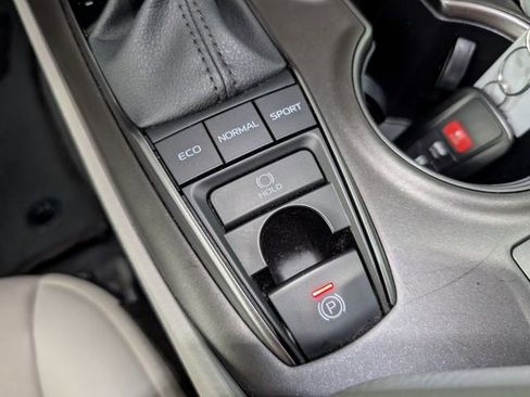 Used 2023 Toyota Camry XSE FWD image 24