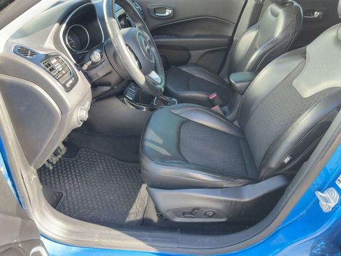 Used 2018 Jeep Compass Altitude w/ Popular Equipment Group image 4