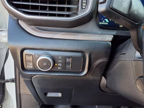 Used 2022 Ford Explorer Platinum w/ Technology Package image 9