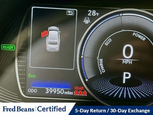 Used 2022 Lexus ES 300h Ultra Luxury image 13