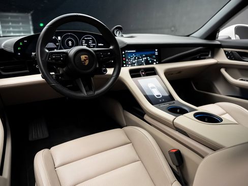 Used 2023 Porsche Taycan 4S image 2