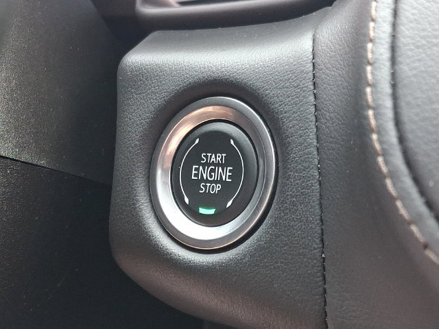 Used 2024 Chevrolet Suburban High Country AWD/4WD image 25