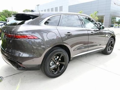 Used 2021 Jaguar F-PACE AWD/4WD image 3