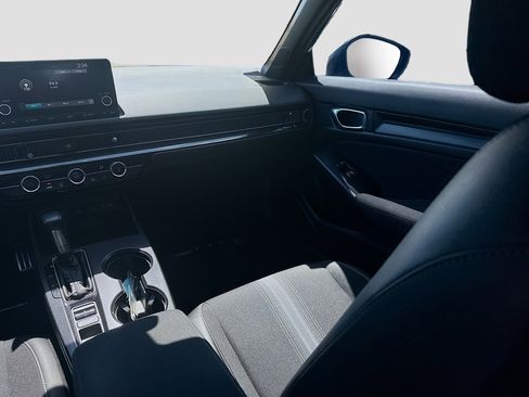 Certified 2025 Honda Civic Sport image 21