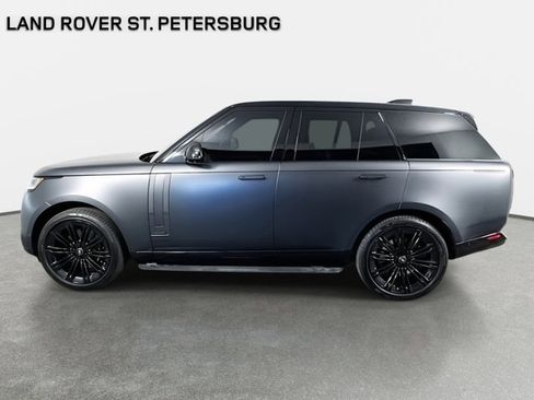 Used 2025 Land Rover Range Rover Autobiography image 8