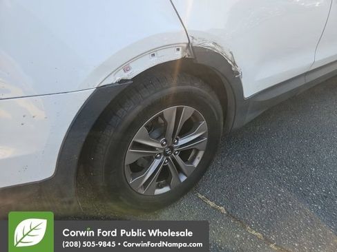Used 2015 Hyundai Santa Fe Sport FWD image 4