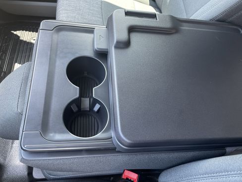 New 2025 Ford F350 XLT w/ 360-Degree Camera Package image 32