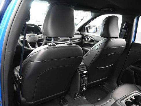 New 2026 Jeep Compass Latitude image 29