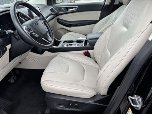 Used 2024 Ford Edge Titanium image 5