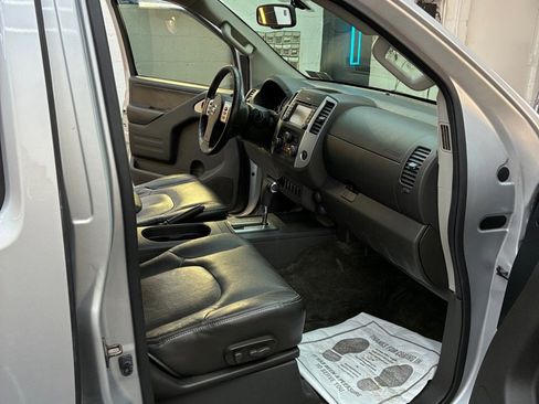 Used 2016 Nissan Frontier PRO-4X w/ Pro-4x Luxury Package image 7