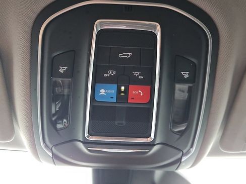 Used 2022 Jeep Grand Cherokee L Limited image 48