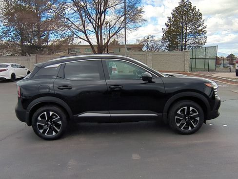 New 2026 Nissan Kicks SV image 2