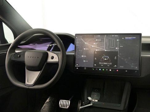 Used 2024 Tesla Model X Plaid AWD/4WD image 17