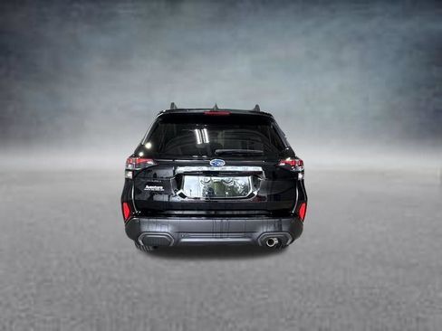 Used 2025 Subaru Forester Limited AWD/4WD image 6