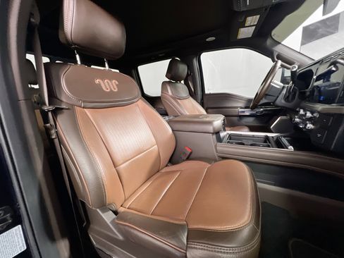 Used 2024 Ford F350 King Ranch w/ Chrome Package image 31