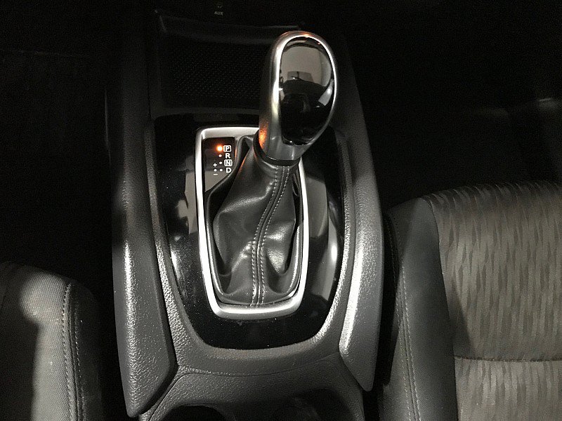 Used 2017 Nissan Rogue SV FWD image 29
