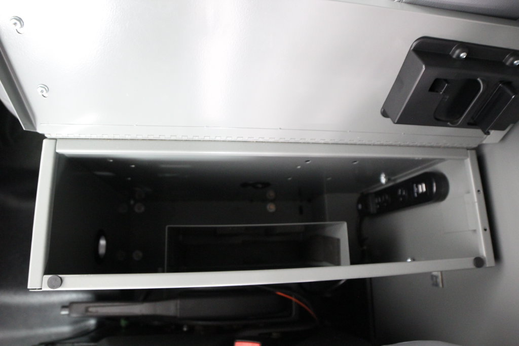 Used 2017 Ford Transit 250 148 Medium Roof RWD image 30