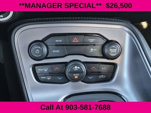 Used 2023 Dodge Challenger SXT image 37