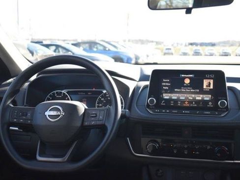 Certified 2025 Nissan Rogue S AWD/4WD image 20