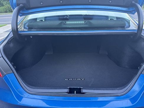 Used 2019 Toyota Camry LE FWD image 38