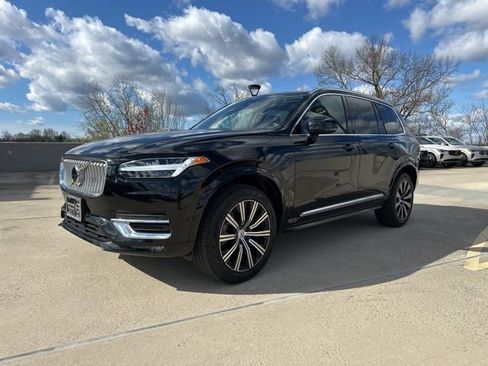 Certified 2023 Volvo XC90 B6 Plus w/ Protection Package Premier image 4
