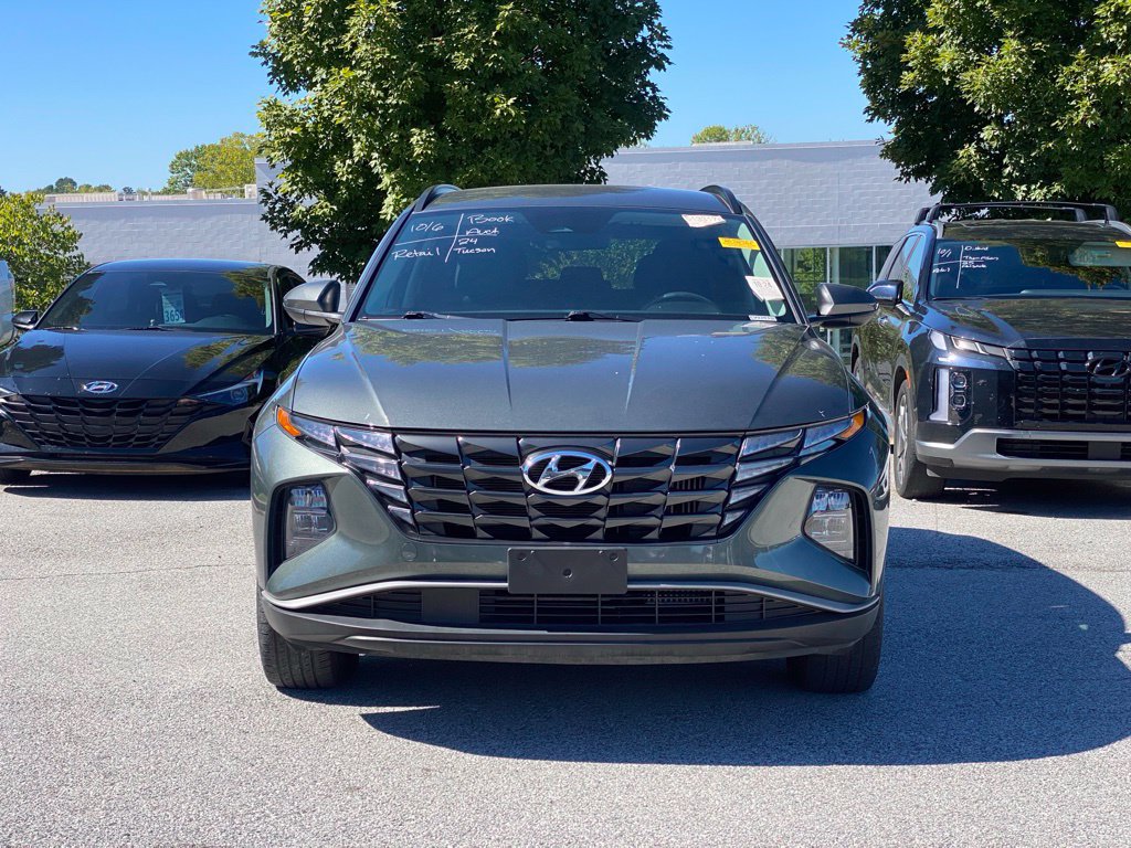 Used 2024 Hyundai Tucson Blue AWD/4WD image 2